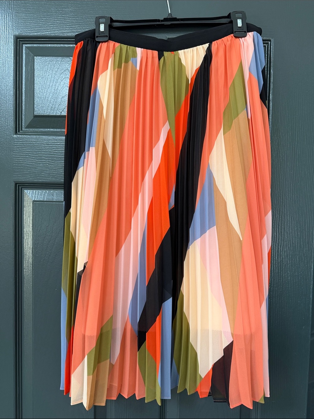 HD in Paris Pleated Midi Skirt